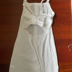 white dress